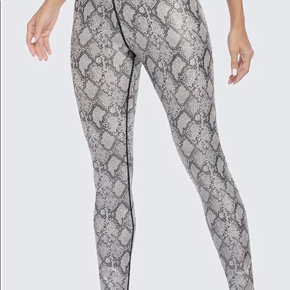 High waist yoga pants